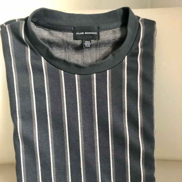 Club Monaco Men’s sweatshirt - Picture 3 of 3